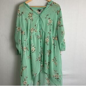 Torrid 1 Plus Size Flower Floral Flowy Sheer Green Blouse